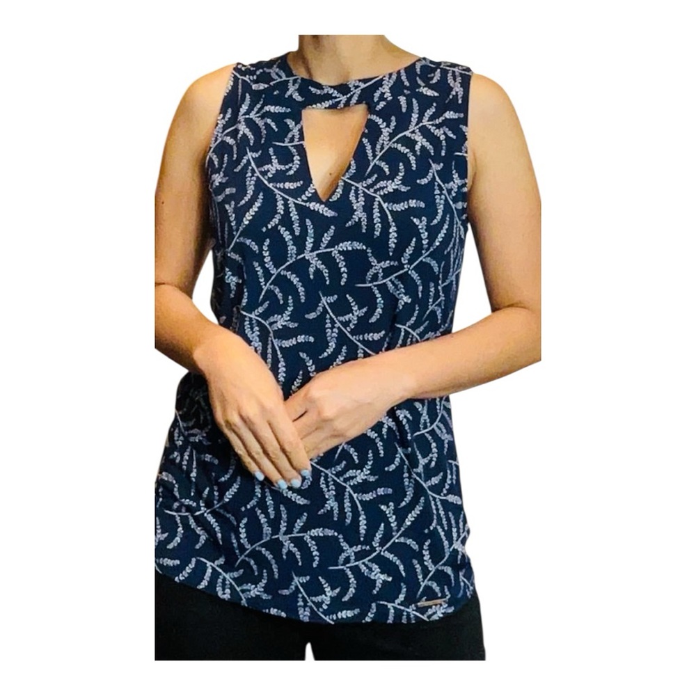 Michael Kors Size S Navy Sleeveless Top Blouse Sleeve with White‎ Leaf Pattern